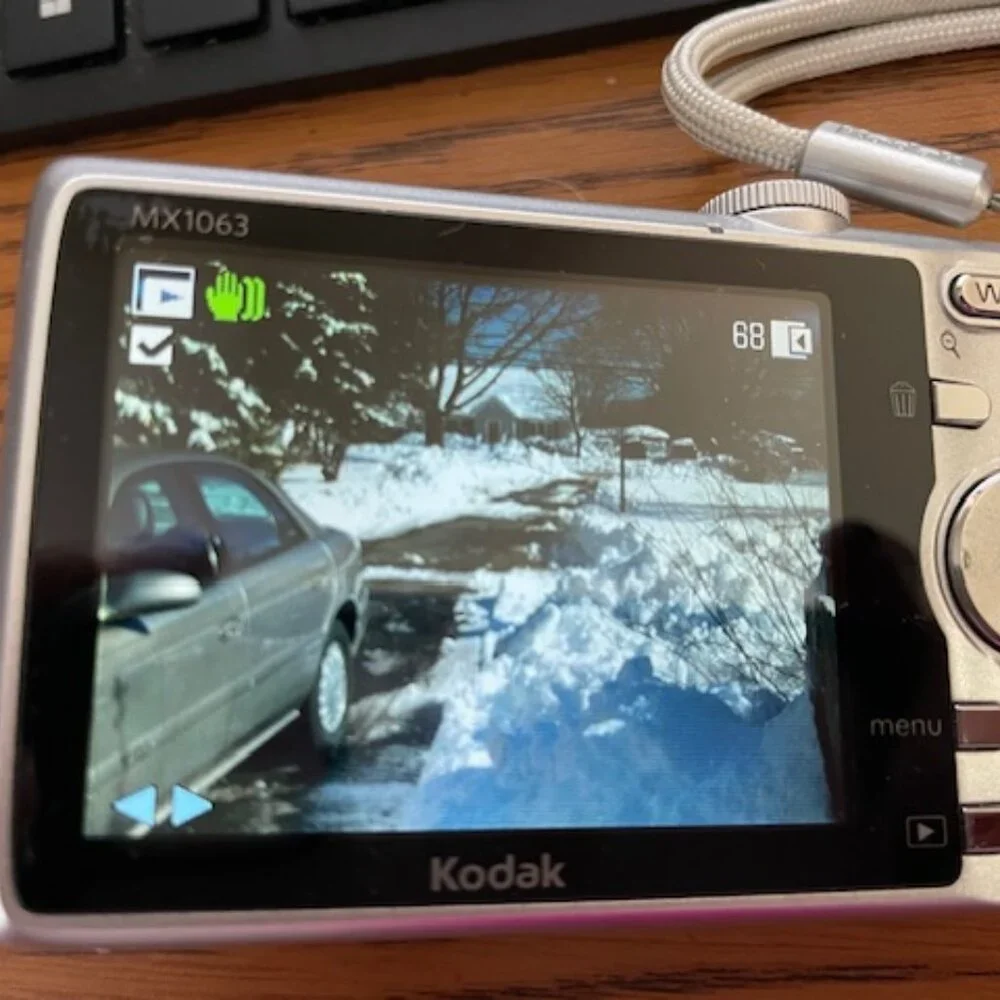 Kodak Easyshare M1063 10.3 MP Digital Camera with 3xOptical Zoom (Silver)